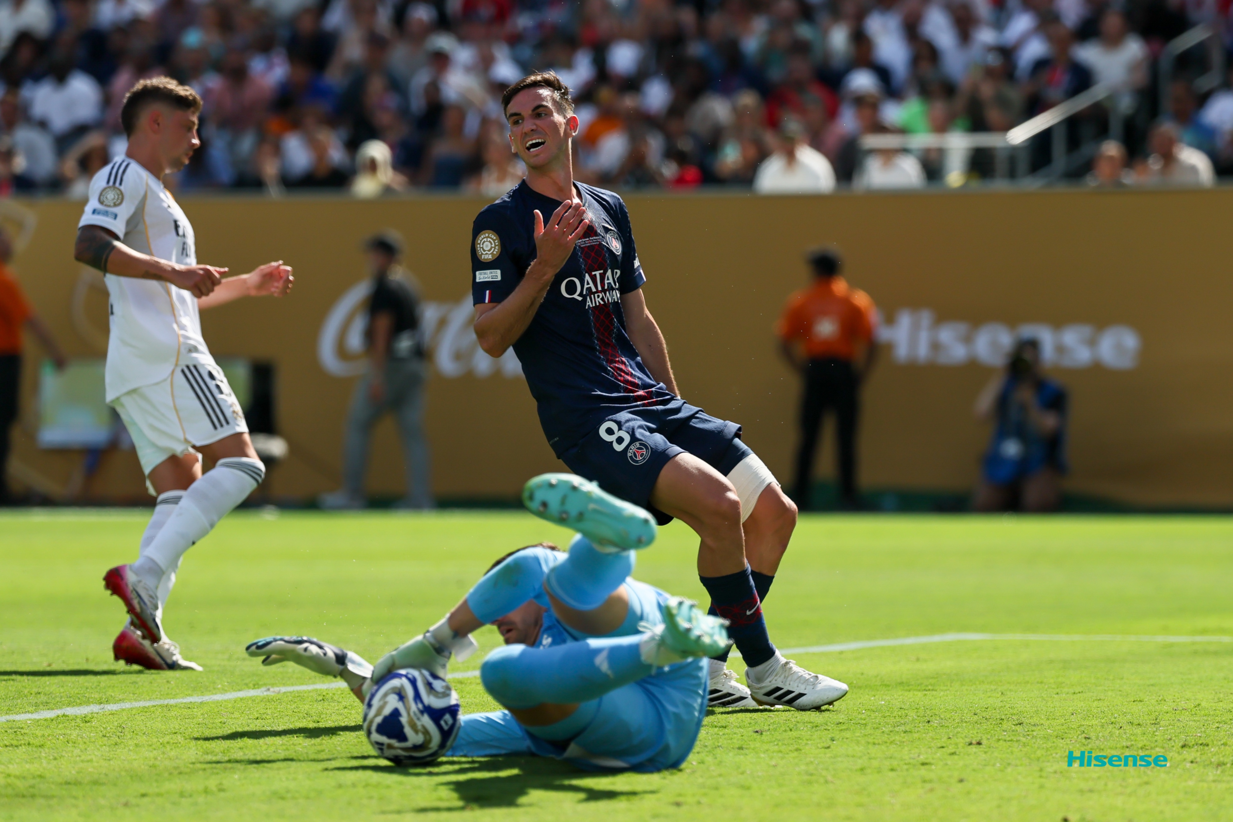 包含英超豪门胜负轮换,冲冠形势扑朔迷离的词条 包含英超豪门胜负轮换,冲冠形势扑朔迷离的词条